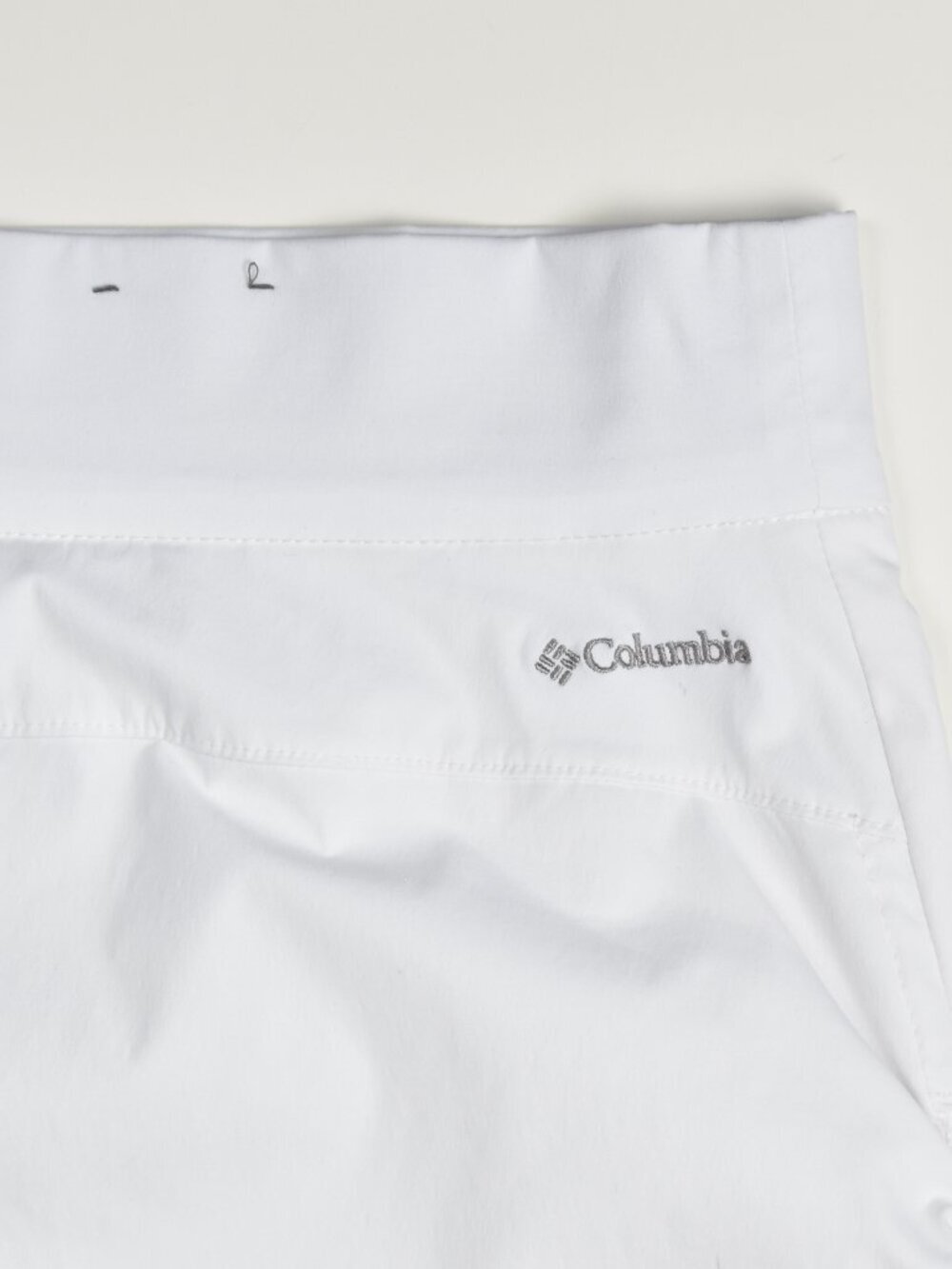 Columbia Women's All Seasons Ruched Skort Skirt White - L - Picture 6 of 7